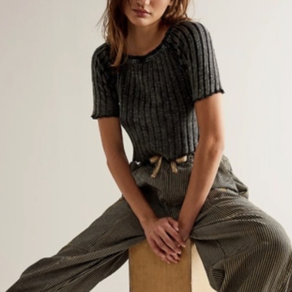 Free People NWOT Meant To Be Tee in Black Heather sz XS - Picture 4 of 12